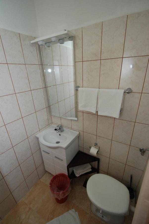 Apartmani Danica Carnac Ngoại thất bức ảnh