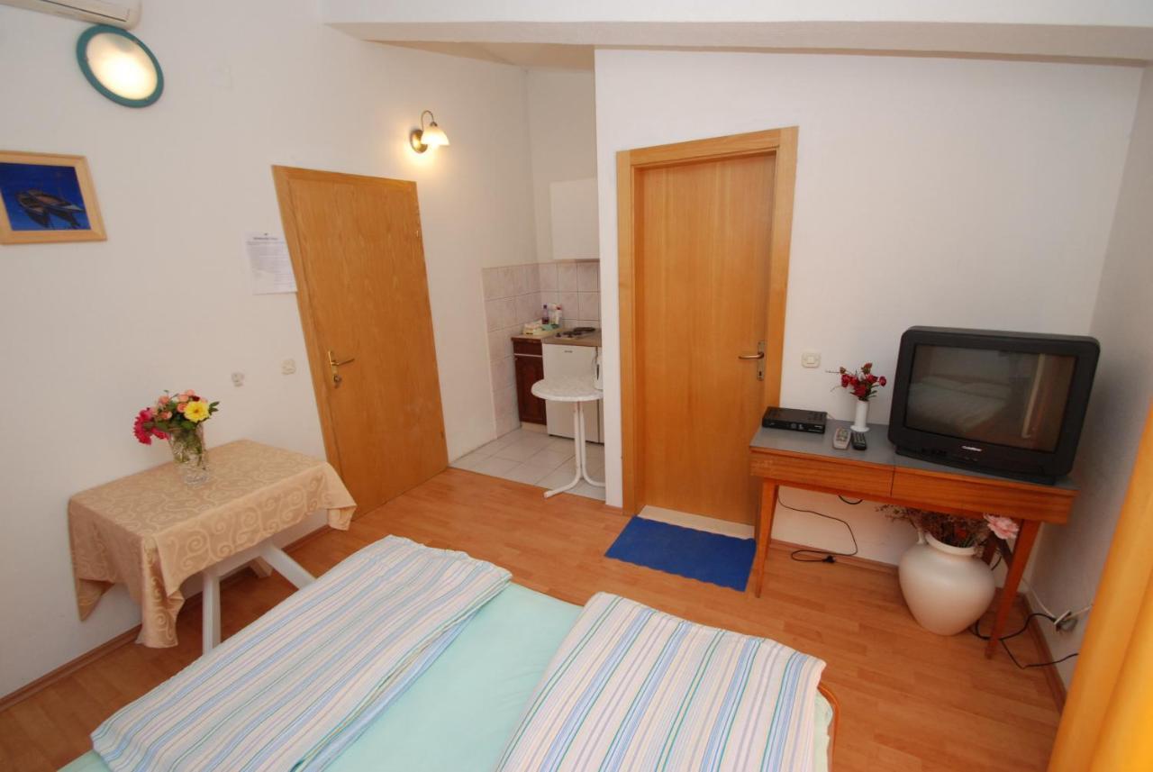 Apartmani Danica Carnac Ngoại thất bức ảnh