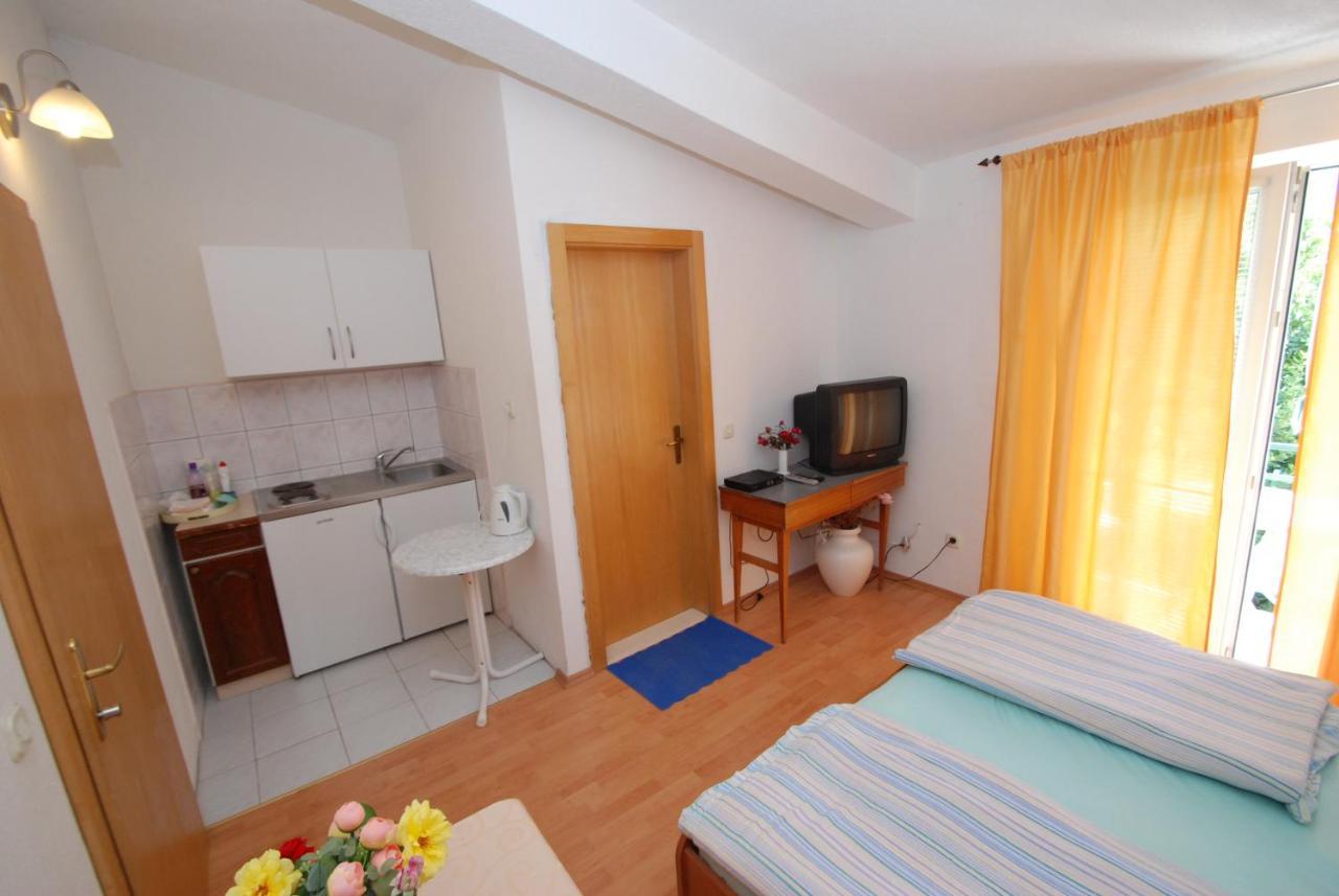 Apartmani Danica Carnac Ngoại thất bức ảnh